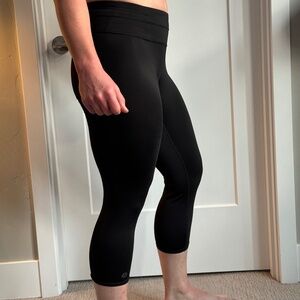 Athleta Cropped Leggings